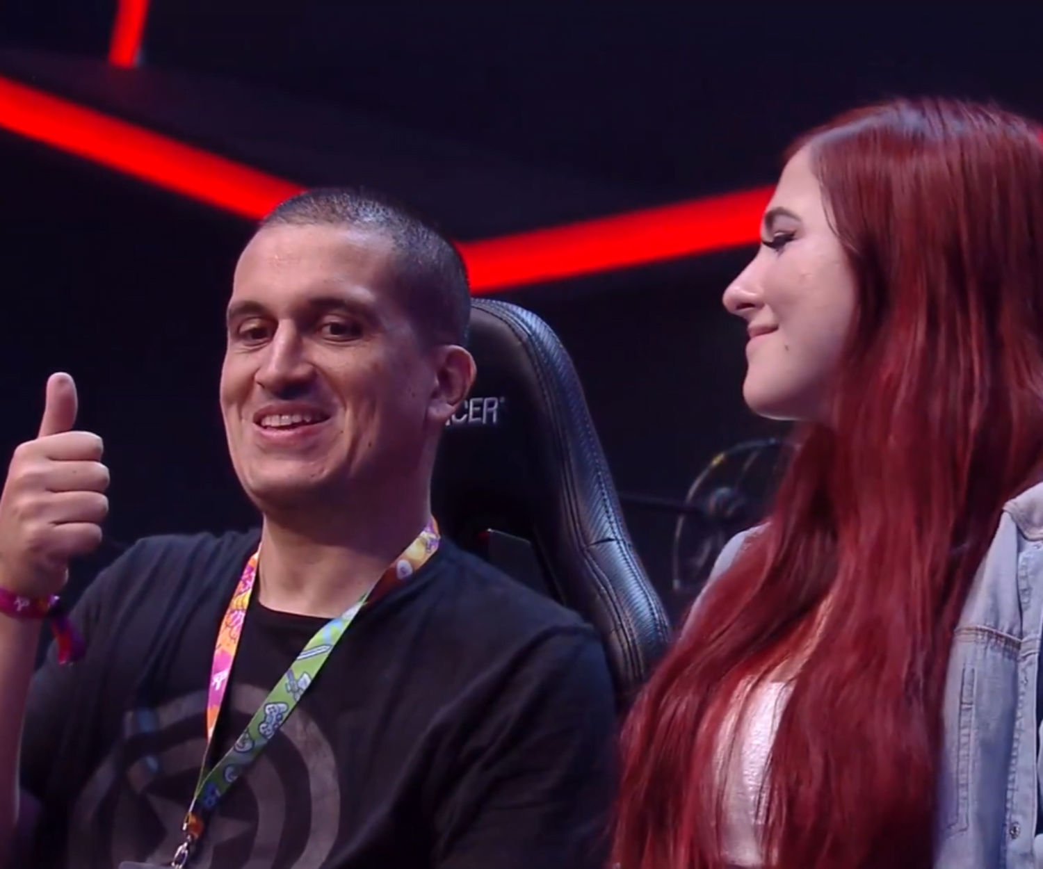 Gaveta com Diana Zambrozuski na Copa de Crash Bandicoot na Game XP