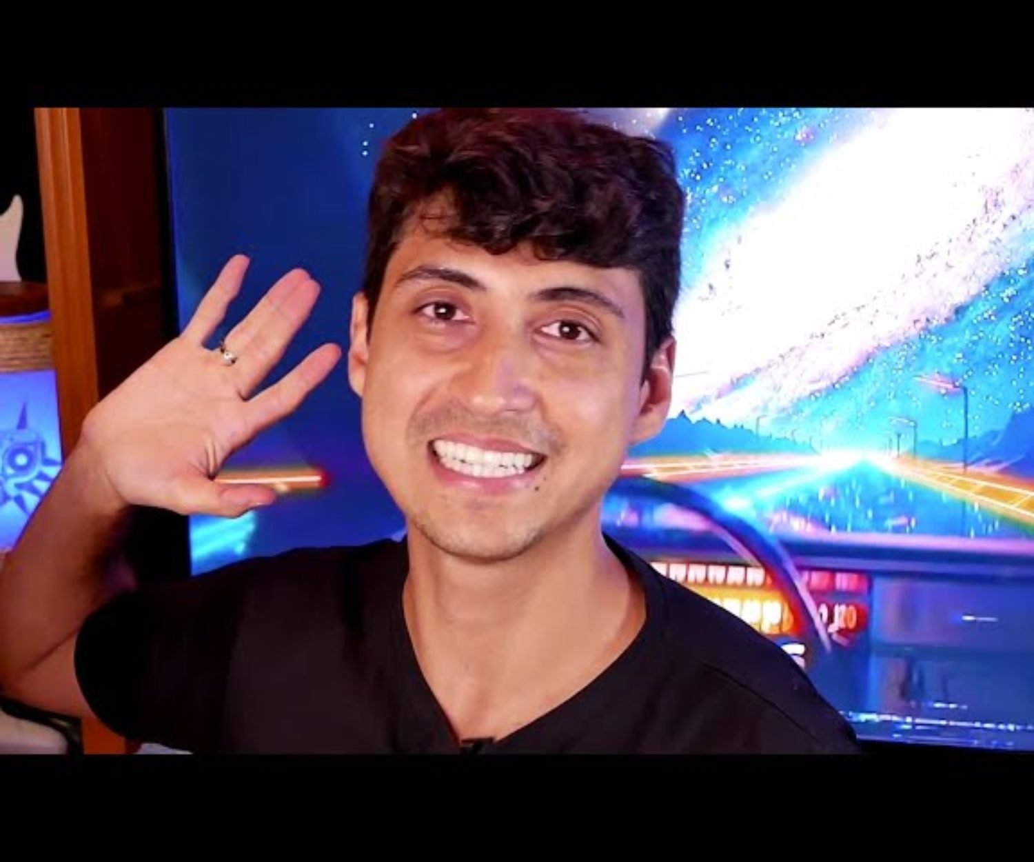 Coelho no Japão faz review para NexTemplo