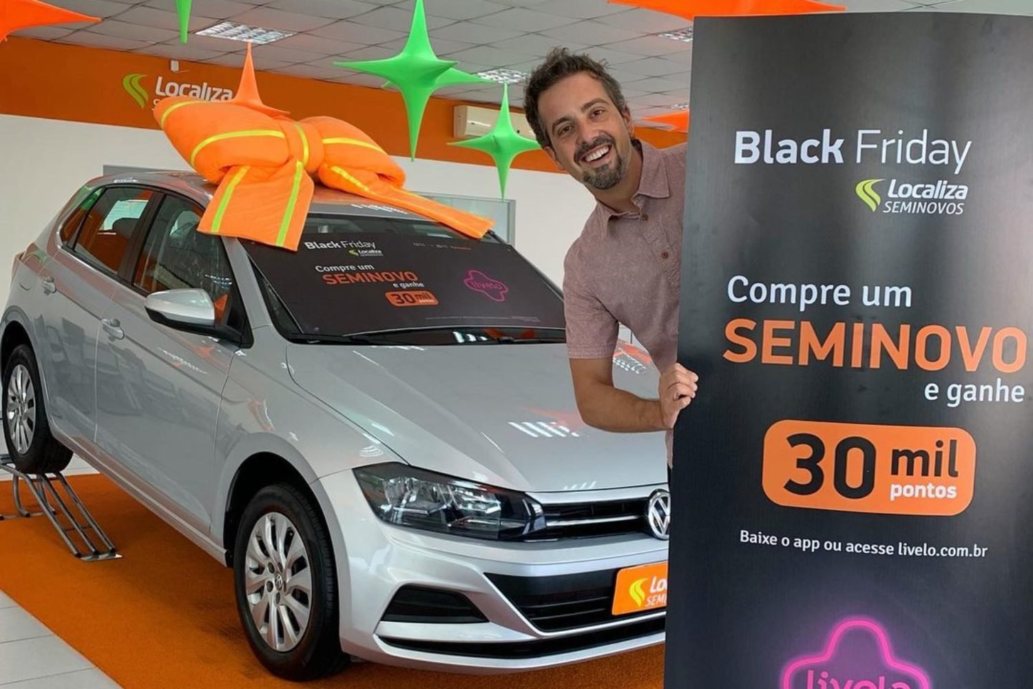 Cassio Cortes na divulgação da promoção livelo e localiza