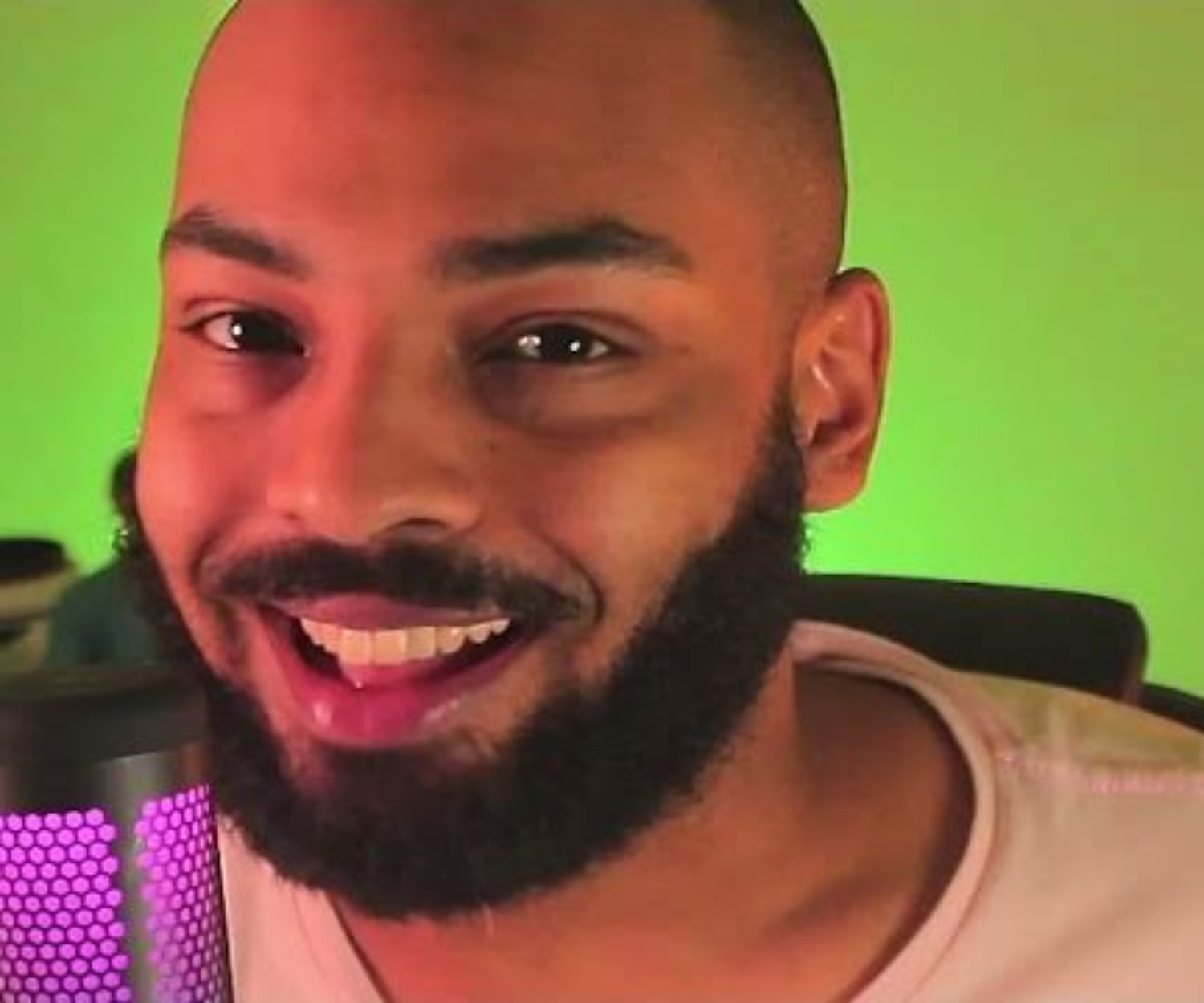 Lala du LoL em ação para Manual